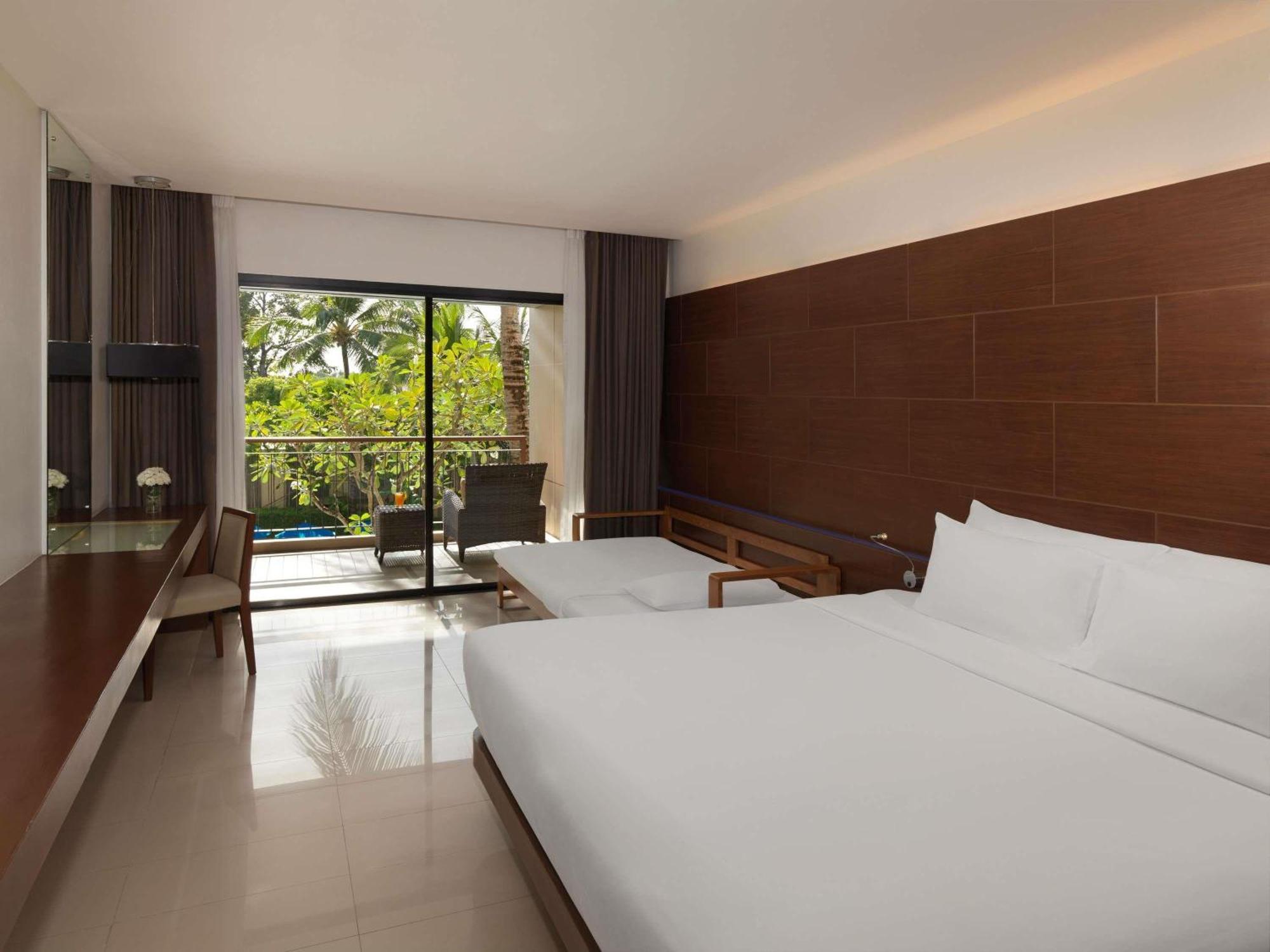 Deluxe Room Pool View 1 King Bed 1 Sofa-Bed